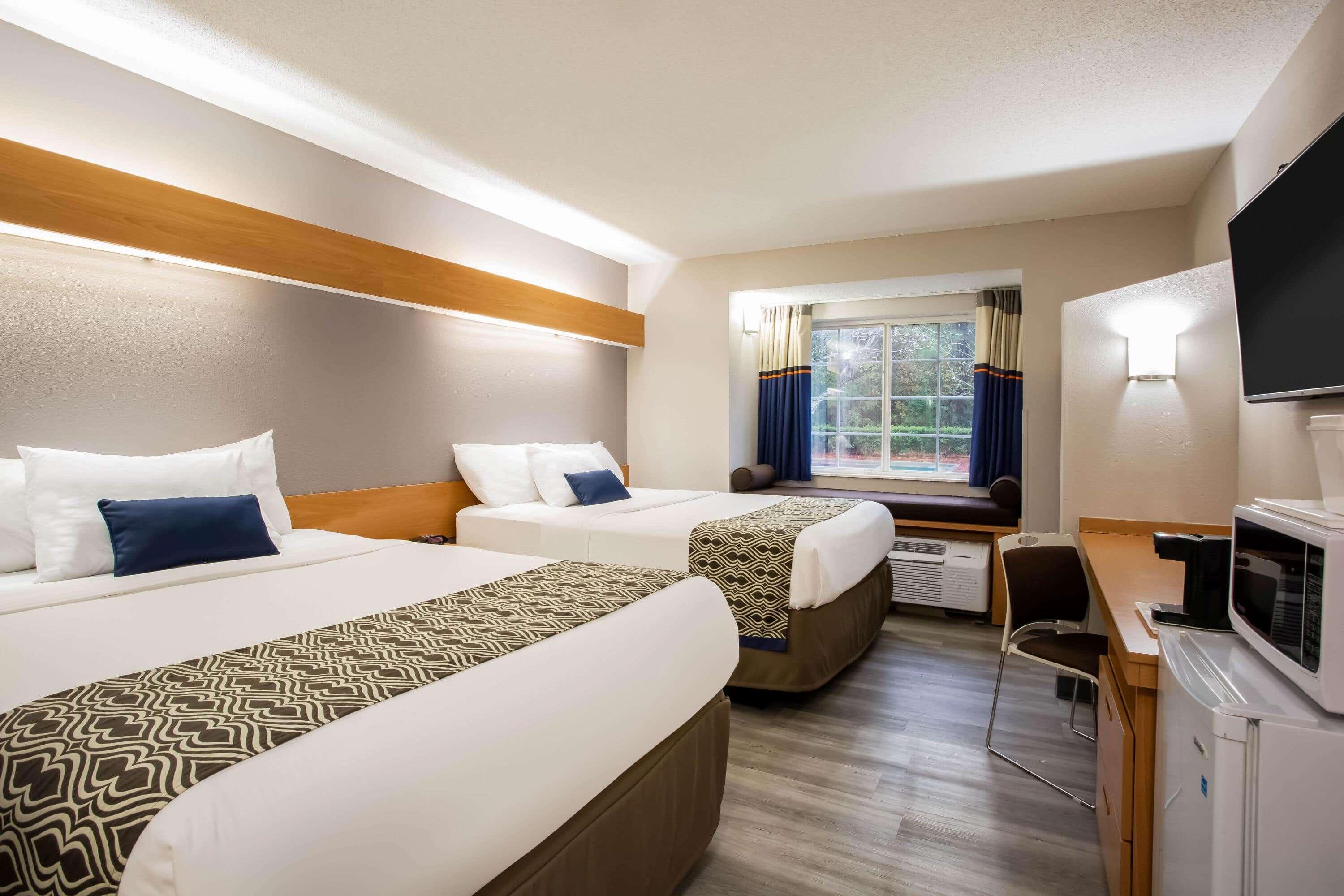 Microtel Inn & Suites By Wyndham Southern Pines Pinehurst Екстер'єр фото